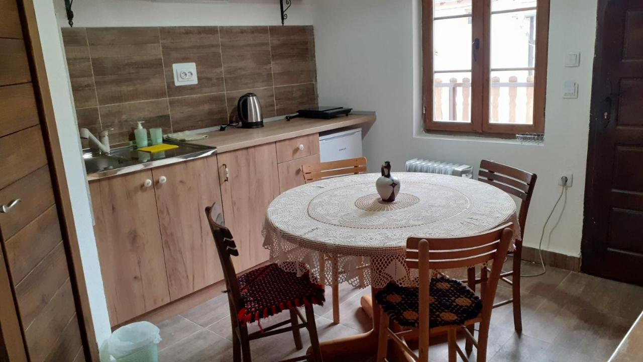Golemi Kamik Pirot Vlasi Exterior foto